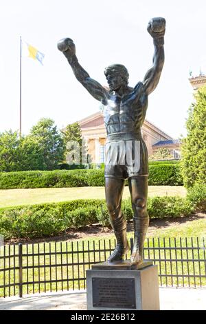 The Rocky Statue in Philadelphia, USA. The bronze statue of Rocky Balboa, played by Sylvester Stallone, featured in the movie 'Rocky III'. Stock Photo