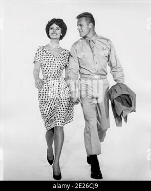 THAT KIND OF WOMAN 1959 Paramount Pictures film with Sophia Loren and Tab Hunter Stock Photo