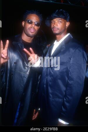 Los Angeles, California, USA 1st May 1996 (L-R) Actor Shawn Wayans and brother actor Damon Wayans attend 20th Century Fox Premiere of 'The Great White Hype' at Mann's Chinese Theatre on May 1, 1996 in Los Angeles, California, USA. Photo by Barry King/Alamy Stock Photo Stock Photo