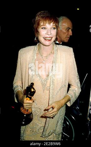 SHIRLEY MacLAINE Credit: Ralph Dominguez/MediaPunch Stock Photo - Alamy