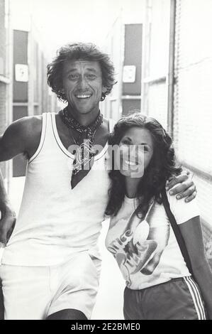 Andrew Prine with Barbi Benton Credit: Ralph Dominguez/MediaPunch Stock Photo