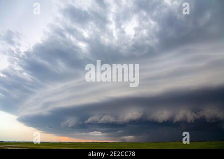 Ominous storm clouds from a supercell near Arnold, Nebraska Stock Photo