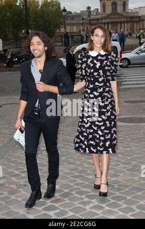 Alexa Chung Louis Vuitton Fashion Show During Paris Fashion Week March 2009  – Star Style