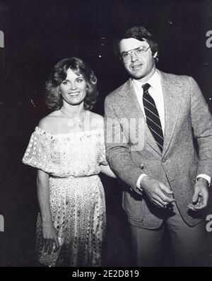 ROBERT URICH with wife Heather MenziesCredit: Ralph Dominguez/MediaPunch Stock Photo