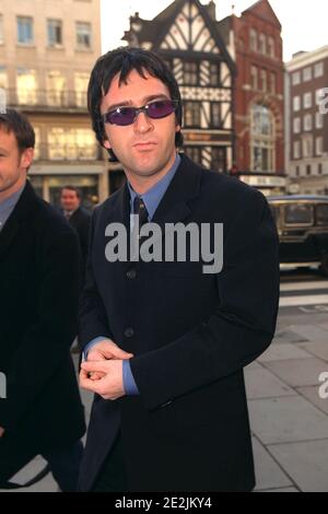 JOHNNY MARR(lead guitarist) AT THE HIGH COURT TODAY INVOLVED IN A DISPUTE OVER ROYALTY'S WITH FORMER MEMBERS OF THE POP BAND 'THE SMITHS' Stock Photo