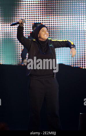 Diam's performs during the charity concert for Haiti to benefit ' Fondation De France' association held at th Zenith Hall in Paris, France on January 24, 2010. Photo by Thierry Orban/ABACAPRESS.COM 'Each picture used from ABACAPRESS will help Haiti through the Fondation de France' Stock Photo