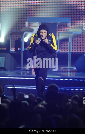 Diam's performs during the charity concert for Haiti to benefit ' Fondation De France' association held at th Zenith Hall in Paris, France on January 24, 2010. Photo by Thierry Orban/ABACAPRESS.COM 'Each picture used from ABACAPRESS will help Haiti through the Fondation de France' Stock Photo