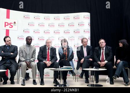 French Socialist Party First Secretary Martine Aubry (C) speaks as Val d'Oise head of list Ali Soumare (2nd L), Ile-de-France region President Jean-Paul Huchon (3rd L) and Cergy-Pontoise mayor Dominique Lefebvre (3rd R) look on, during a press conference following a visit to an urban renovation site at the 'Croix Petit' area in Cergy-Pontoise, near Paris, France on February 2, 2010. The project, which is supported by the Ile-de-France region, consists in constructing 1,000 social housing units and a nursery. Photo by Stephane Lemouton/ABACAPRESS.COM Stock Photo