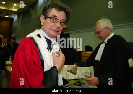 L'avocat general Marc Gaubert a la Cour d'Assises du Tarn a Albi, le 20 Mars 2010. La cour d'assises du Tarn a confirme l'acquittement de Jacques Viguier, professeur de droit juge en appel pour le meurtre de sa femme mysterieusement disparue le 27 fevrier 2000. Jacques Viguier avait deja ete acquitte en premiere instance en fevrier 2009 aux assises de Haute-Garonne. Le verdict d'appel met un terme probable a l'affaire judiciaire, sans resoudre le mystere de la disparition de Suzanne Viguier. Photo by Florent Busquets-Manavit/ABACAPRESS.COM Stock Photo