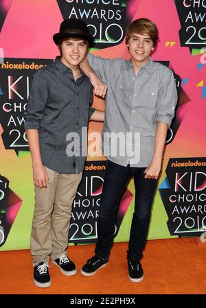 Dylan Sprouse and Cole Sprouse attend the Nickelodeon's 23rd Annual Kids' Choice Awards held at UCLA's Pauley Pavilion. Los Angeles, March 27, 2010. (Pictured: Dylan Sprouse, Cole Sprouse). Photo by Lionel Hahn/ABACAPRESS.COM Stock Photo