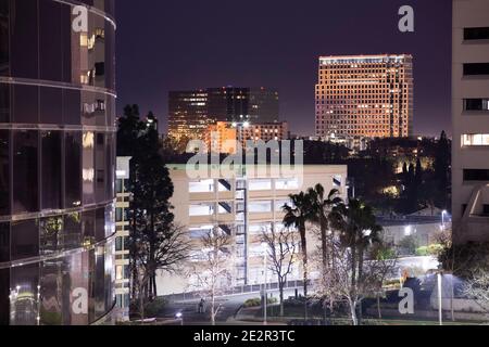 South Coast Plaza District Skyline Stock Photo - Download Image Now - Costa  Mesa, California, City - iStock