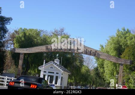 Hidden Hills, California, USA 14th January 2021 A general view of atmosphere of Entrance/Gate of Exclusive Hidden Hills Homes on January 14, 2021 where Kim Kardashian, Kris Jenner, Kylie Jenner, Kendall Jenner, Justin Bieber, Brittany Spears, Jessica Simpson, Miley Cyrus, Drake have homes in Hidden Hills, California, USA. Photo by Barry King/Alamy Stock Photo Stock Photo