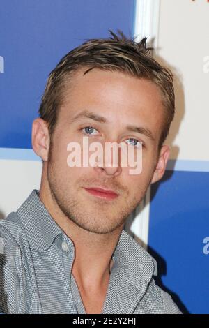 Actor Ryan Gosling pictured in the Soho Hotel in central London, during  press interviews for the film Blue Valentine Stock Photo - Alamy