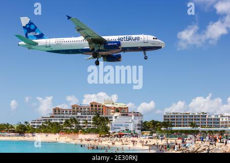 Sint Maarten, Netherlands Antilles - September 15, 2016: JetBlue Airbus A320 airplane at Sint Maarten Airport (SXM) in the Caribbean. Stock Photo