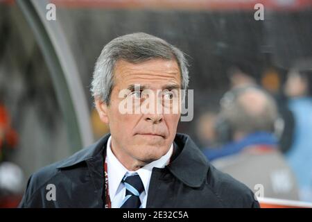 Uruguay's coach Oscar Tabarez during the 2010 FIFA World Cup South Africa, Quarter Final, Soccer match, Ghana vs Uruguay at Soccer City football stadium in Johannesburg, South Africa on July 2nd, 2010. Uruguay won 0-0 (5p to 4). Photo by Henri Szwarc/ABACAPRESS.COM Stock Photo