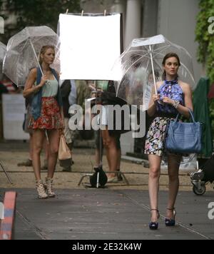 'U.S actors Blake Lively, Leighton Meester, Chace Crawford and Katie Cassidy are filming a new episode of the TV series ''Gossip Girl'' season 4 in The Upper West Side in New York, NY on July 14, 2010. Photo by Charles Guerin/ABACAPRESS.COM' Stock Photo