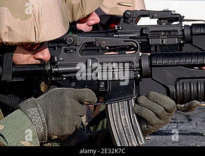 M16 rifle with an M203 grenade launcher Stock Photo - Alamy