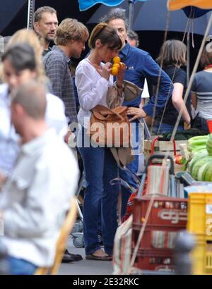 Marion Cotillard and Owen Wilson on the set of the new film 'Midnight ...