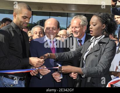 Tony Parker, Rama Yade, Charenton's Mayor Jean Marie Bretillon and Maison Alfort's mayor Michel Herbillon unveil the new Tony Parker's sport center, in Charenton near Paris, France, on September 22, 2010. Photo by Christophe Guibbaud/Cameleon/ABACAPRESS.COM Stock Photo