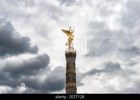 Goldelse, statue of St. Victoria on the Victory Column, Grosser Stern, Tiergarten, Berlin, Germany Stock Photo