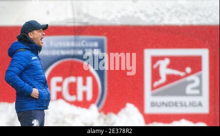 Heidenheim, Germany. 17th Jan, 2021. Football: 2. Bundesliga, 1. FC Heidenheim - Darmstadt 98, Matchday 16 at Voith Arena. Coach Markus Anfang (Darmstadt) gives instructions on the touchline. Credit: Stefan Puchner/dpa - IMPORTANT NOTE: In accordance with the regulations of the DFL Deutsche Fußball Liga and/or the DFB Deutscher Fußball-Bund, it is prohibited to use or have used photographs taken in the stadium and/or of the match in the form of sequence pictures and/or video-like photo series./dpa/Alamy Live News