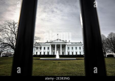 Washington, USA. 17th Jan, 2021. The North Lawn of the White House is ...