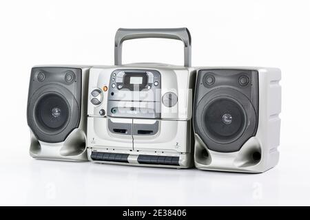 Portatile Vintage boom box radio stile lettore cassette in legno vecchio  tavolo Foto stock - Alamy