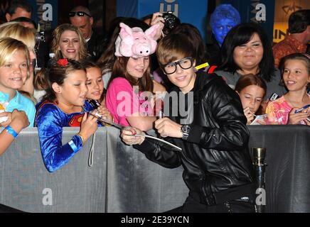 Justin Bieber arriving for the premiere of Dreamorks Pictures' 'Megamind' in Los Angeles, CA, USA on October 30, 2010. Photo by Lionel Hahn/ABACAPRESS.COM Stock Photo
