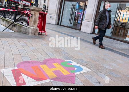 London, UK. 17th Jan, 2021. A graffiti of NHS seen on the floor in London. Credit: SOPA Images Limited/Alamy Live News Stock Photo