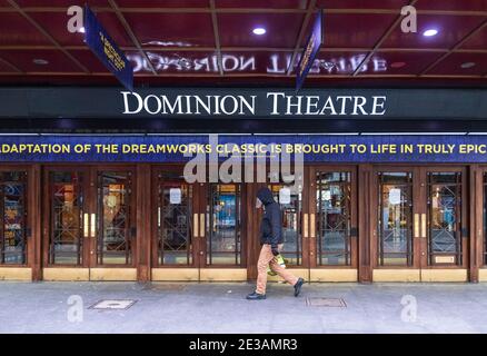 London, UK. 17th Jan, 2021. A man wearing a face mask passing Dominion Theatre in London. Latest Covid-19 lockdown slams UK business owners. Credit: SOPA Images Limited/Alamy Live News Stock Photo