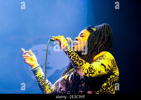Caron Wheeler of Soul II Soul singing live on stage at Somerset House, London Stock Photo