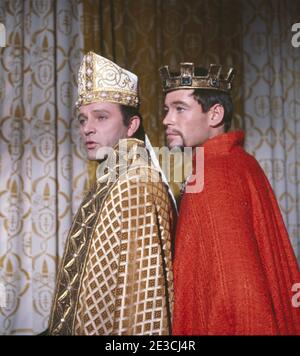 BECKET 1964 Paramount Pictures film with Richard Burton at left and Peter O'Toole Stock Photo