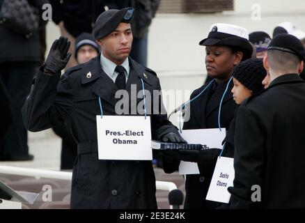 Army Staff Sgt. Derrick Brooks, who serves with 741st Military Intelligence out of Fort George G. Meade, Md., stood in for President-elect Barack Obama in Washington, DC, USA on January 11, 2009. Stand-ins for the president, vice president and their families were selected due to height, weight, gender and ethnicity similarities. Photo by Bryan G. Carfrey/DOD via ABACAPRESS.COM Stock Photo