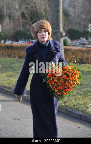 Agnes Soral attending the funeral ceremony of French producer, director and actor Claude Berri at Bagneux cemetery near Paris, France on January 15, 2009. Photo by ABACAPRESS.COM Stock Photo