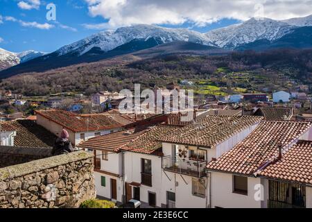 Visitor at viewpoint of Santa Maria Church, Ambroz Valley village. Caceres, Extremadura, Spain Stock Photo