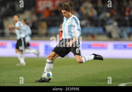 Argentina's Gabriel Heinze during the International Friendly Soccer match, France vs Argentina at the velodrome Stadium in Marseille, France on February 11, 2009. Argentina won 2-0. Photo by Steeve McMay/ABACAPRESS.COM Stock Photo