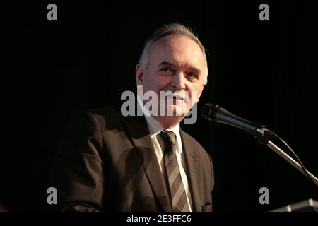 Andre Flajolet, president de l'UMP Pas-de-Calais (62), lors du 'Printemps des Jeunes Populaires' organise par les Jeunes de l'UMP durant 2 jours au Centre de Conferences Europeen Atria d'Arras, France le 7 mars 2009. Photo Sylvain Lefevre/ABA Stock Photo