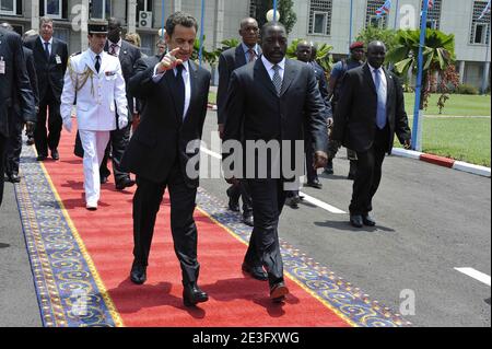French President Nicolas Sarkozy received by Democratic Republic of Congo's President Joseph Kabila at the Nation Presidential Palace in Kinshasa in Democratic Republic of Congo on March 26, 2009. Nicolas Sarkozy is on a two day visit to Africa during which he will visit RD Congo, Congo and Niger. Photo by Elodie Gregoire/ABACAPRESS.COM Stock Photo