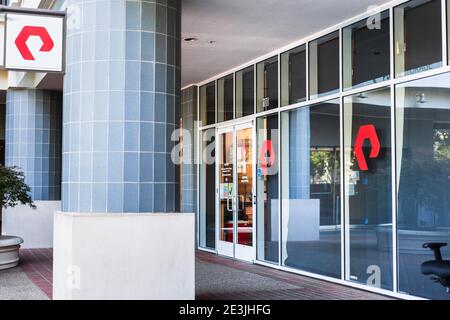 Sep 29, 2020 Mountain View / CA / USA - Pure Storage headquarters in Silicon Valley; Pure Storage Inc develops all-flash data storage hardware and sof Stock Photo