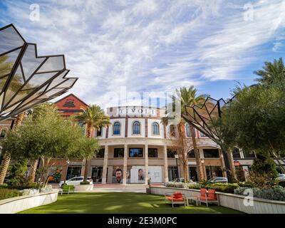 Las Vegas, JAN 18, 2021 - Sunny exterior view of the Tivoli Village Stock Photo