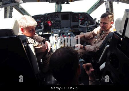 Maj. Gen. John Hesterman talks with Lt. Col. James Piel and Brig. Gen. Michael Boera (4597569185). Stock Photo