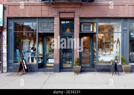 67 8th ave hi res stock photography and images Alamy