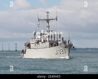 The Belgian Navy minehunter BNS LOBELIA in the Solent on passage to the Naval Base Stock Photo