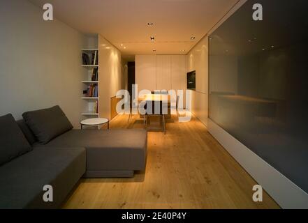 Enric Rovira home studio Barcelona by Francesc Rif 12/2005, wohnung, apartment, dwelling, appartamento, vivienda, piso, buero, bureau, office, uffici Stock Photo