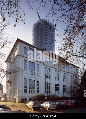 Nordseite mit großen Atelierfenstern Stock Photo