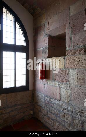 Oberes Foyer, ���ܱ����ö�������� in der Fensternische Stock Photo