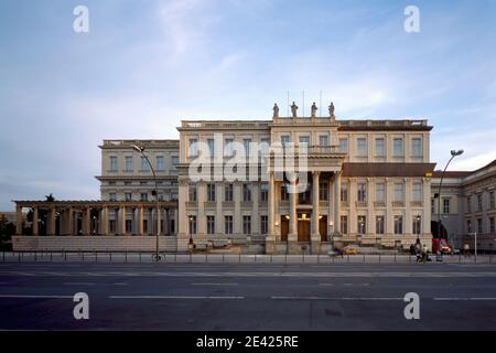 Fassade unter den Linden, ehemaliges Kronprinzenpalais Stock Photo