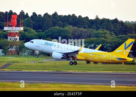 Vanilla Air, Airbus, A320, JA04VA, Take Off, Narita Airport, Chiba, Japan