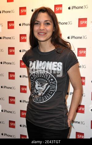 Queen Singer Berry Singer Berry attending the SFR party held at the 'Studio SFR' in Paris ...