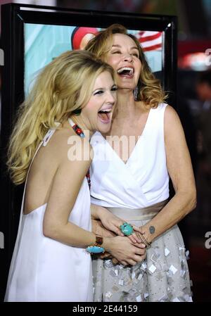 'Drew Barrymore and Jessica Lange attending the premiere of HBO's ''Grey Gardens'' held at the Grauman's Chinese Theatre in Los Angeles, CA, USA on April 16, 2009. Photo by Lionel Hahn/ABACAPRESS.COM' Stock Photo